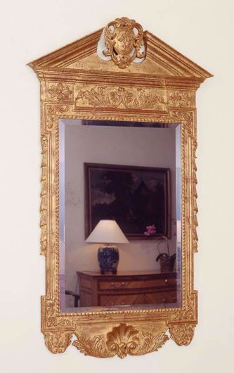 Picture of CHIPPENDALE STYLE WOOD CARVED AND GILT MIRROR